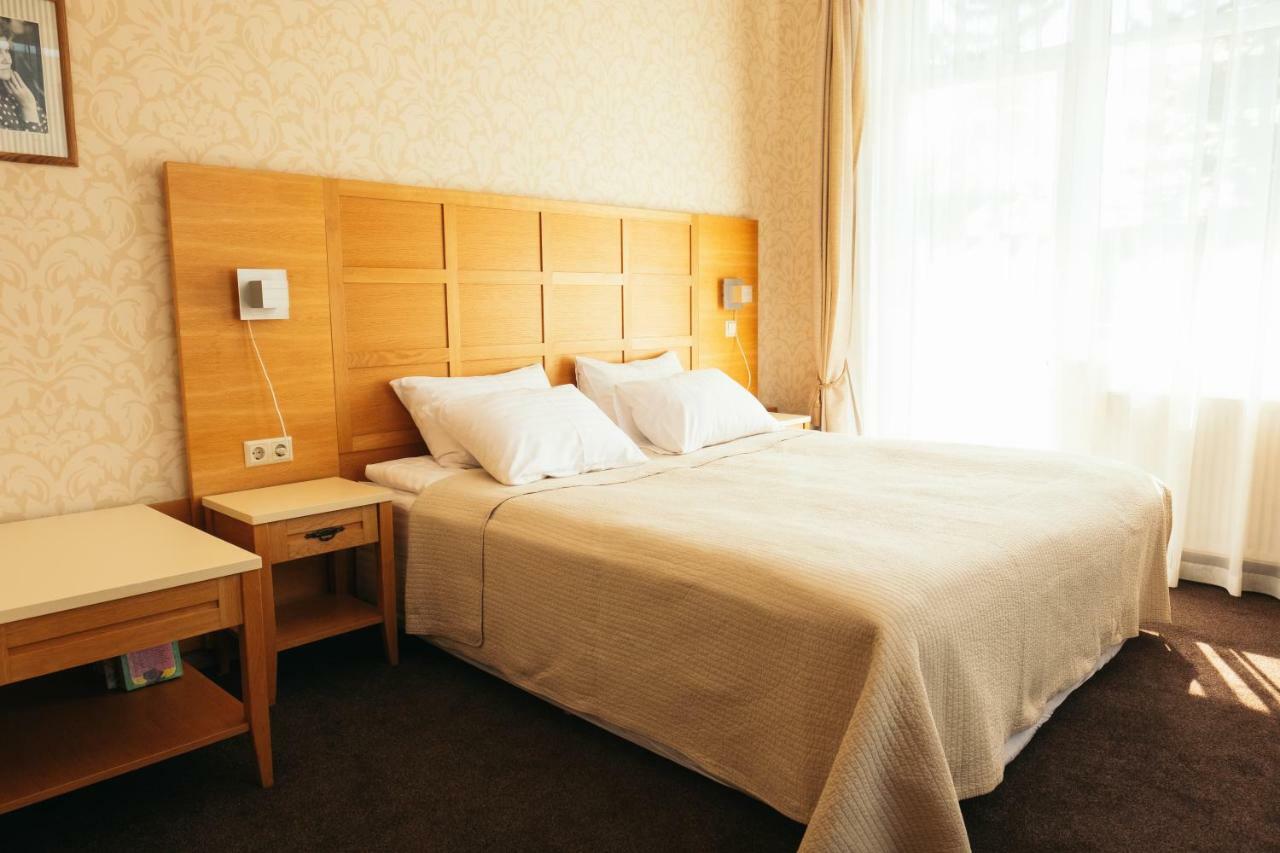Hotel Vila Diemedis Palanga Ngoại thất bức ảnh